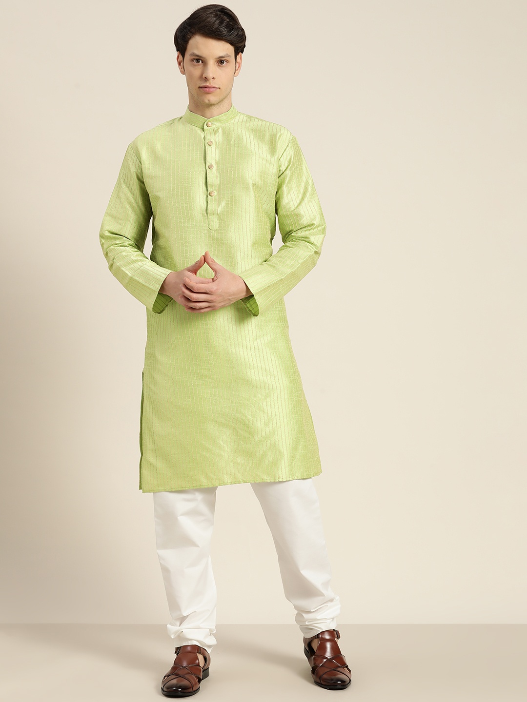 

SOJANYA Mandarin Collar Woven Design Regular Kurta With Churidar, Green