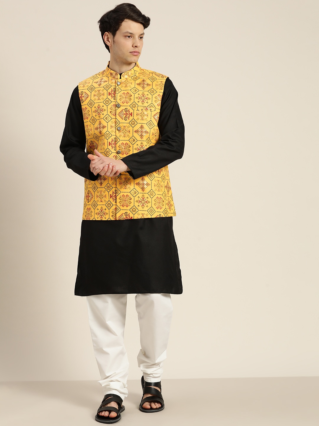 

SOJANYA Mandarin Collar Regular Kurta With Churidar & With Nehru Jacket, Black