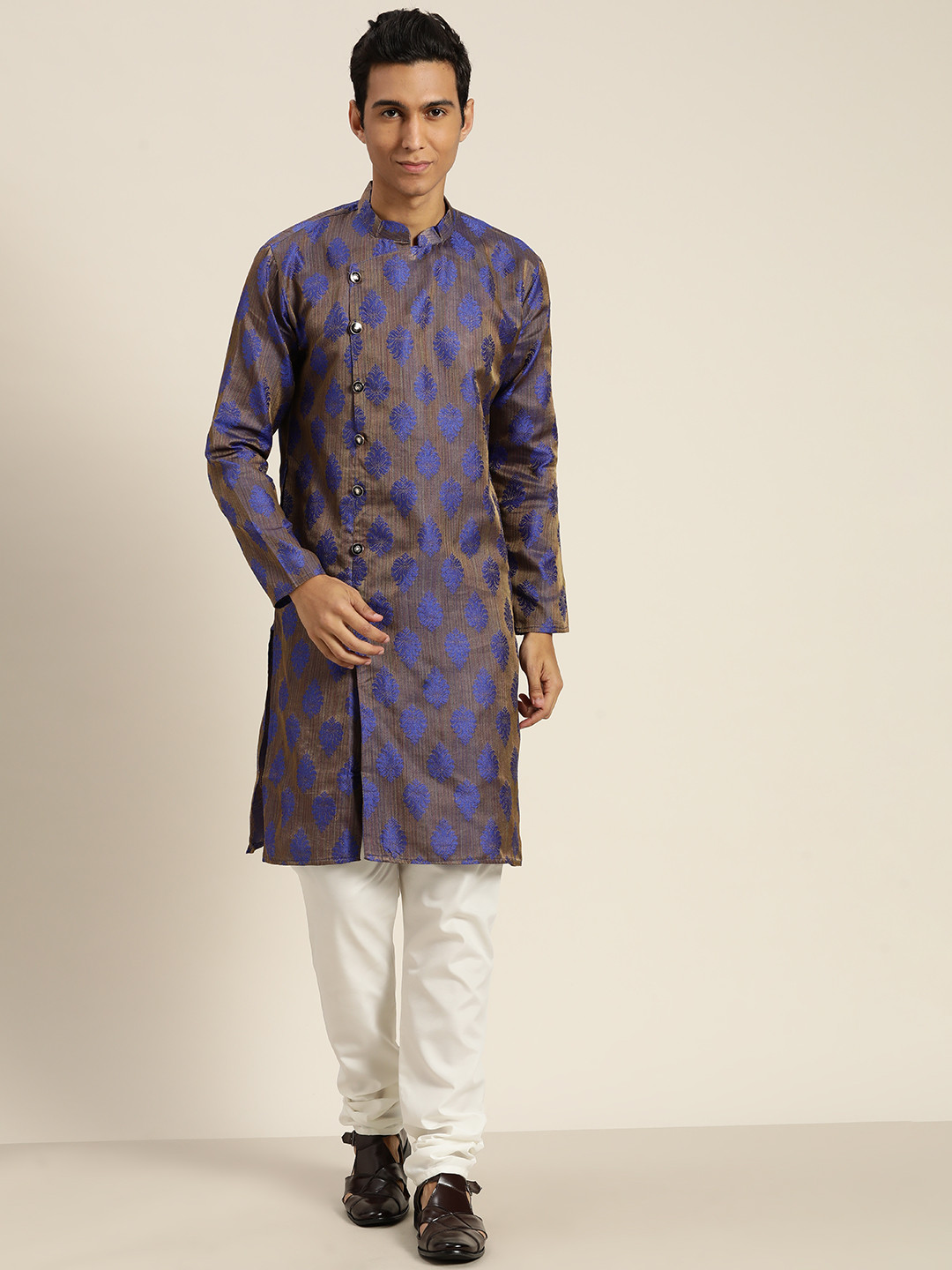 

SOJANYA Ethnic Motifs Regular Kurta with Churidar, Blue