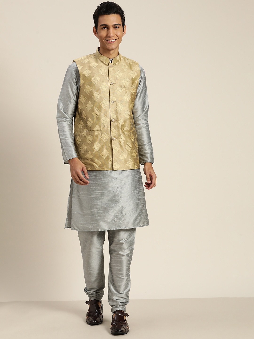 

SOJANYA Mandarin Collar Regular Kurta With Churidar & With Nehru Jacket, Grey