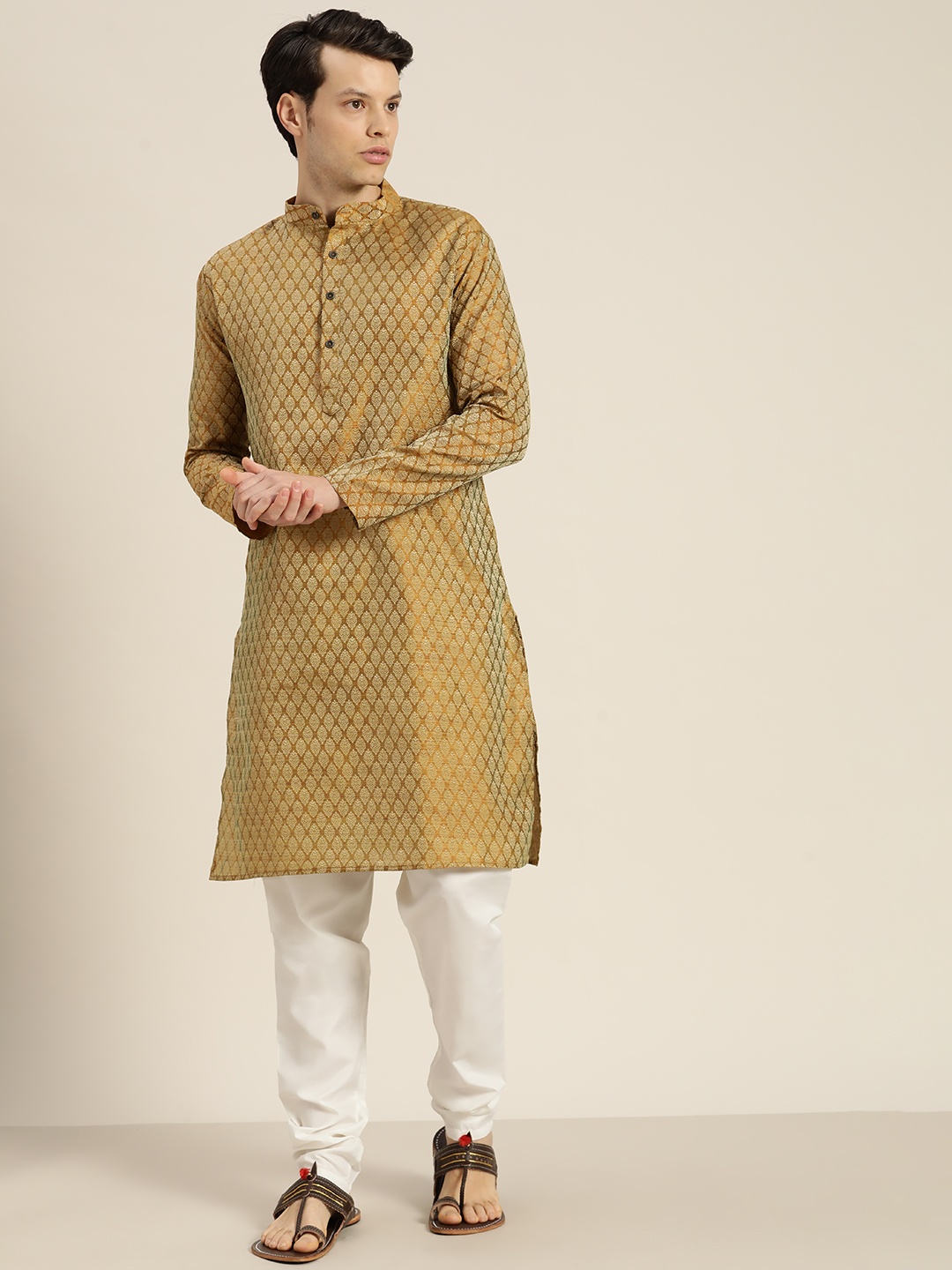 

SOJANYA Ethnic Motifs Regular Kurta With Churidar, Mustard