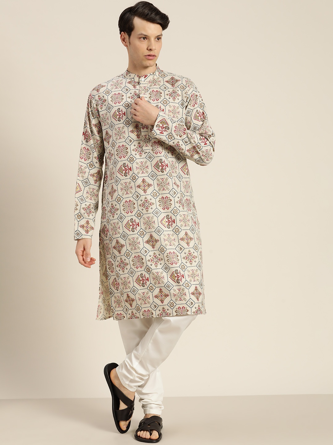 

SOJANYA Ethnic Motifs Printed Regular Kurta with Churidar, Beige