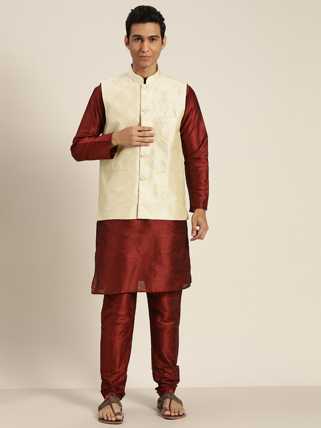 

SOJANYA Regular Kurta With Churidar & With Nehru Jacket, Maroon