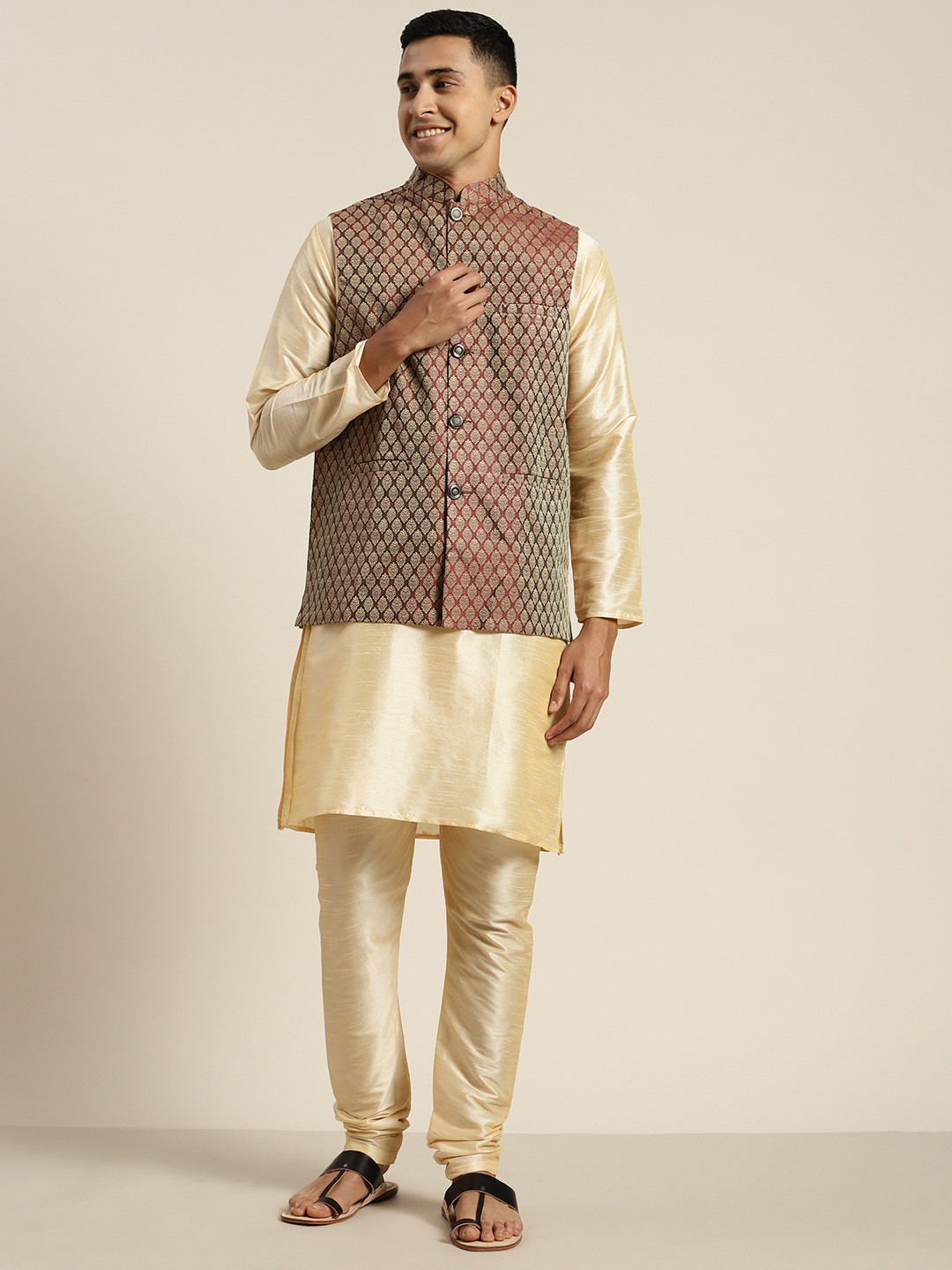 

SOJANYA Mandarin Collar Regular Kurta With Churidar & With Nehru Jacket, Gold