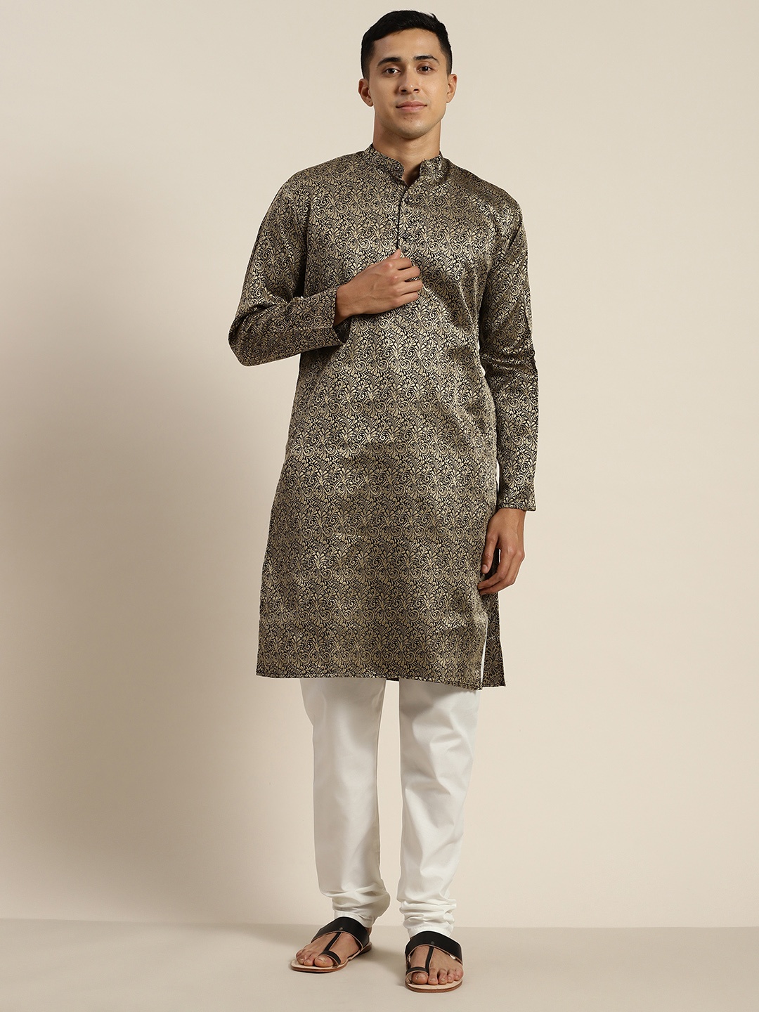 

SOJANYA Ethnic Motifs Regular Kurta with Churidar, Black