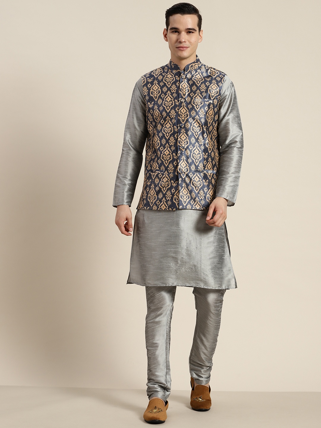

SOJANYA Mandarin Collar Regular Kurta With Churidar & With Nehru Jacket, Grey