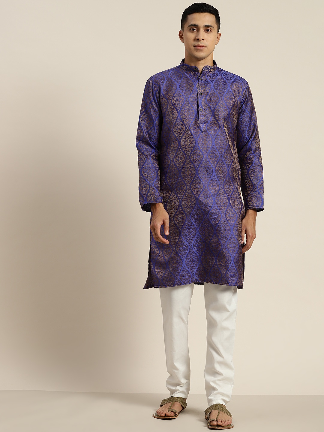 

SOJANYA Ethnic Motifs Regular Kurta With Churidar, Blue