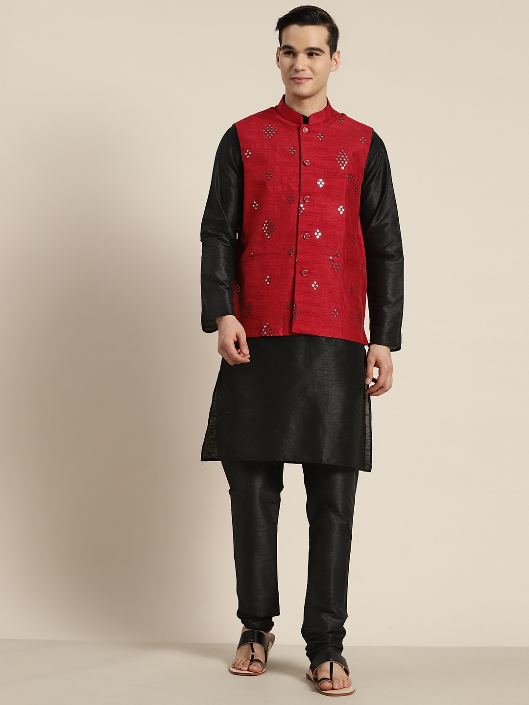 

SOJANYA Mandarin Collar Regular Kurta With Churidar & With Nehru Jacket, Black