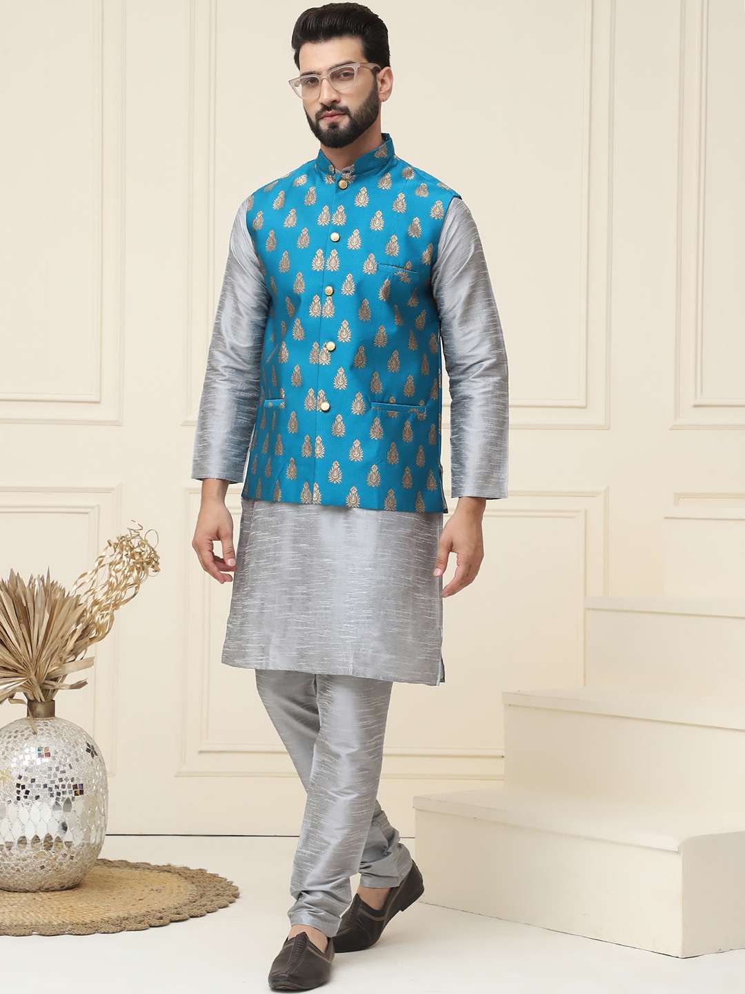 

SOJANYA Mandarin Collar Regular Kurta With Churidar & With Nehru Jacket, Grey