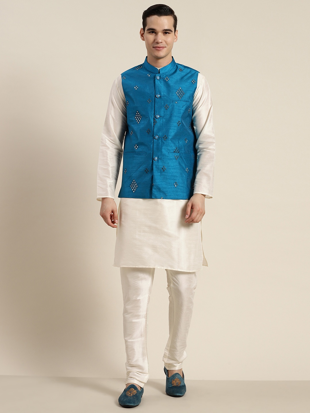 

SOJANYA Mandarin Collar Regular Kurta With Churidar & With Nehru Jacket, Cream