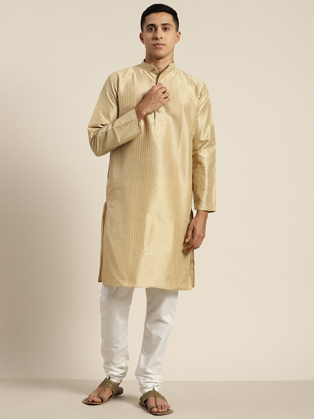 

SOJANYA Mandarin Collar Woven Design Regular Kurta With Churidar, Gold