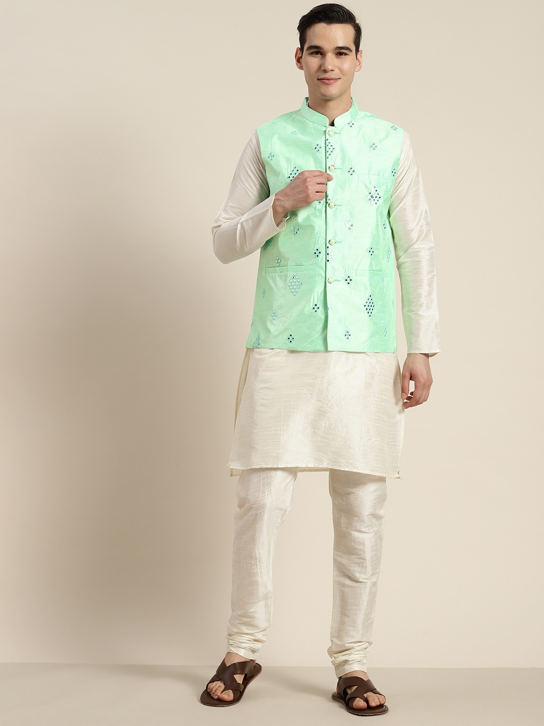 

SOJANYA Mandarin Collar Regular Kurta With Churidar & With Nehru Jacket, Off white