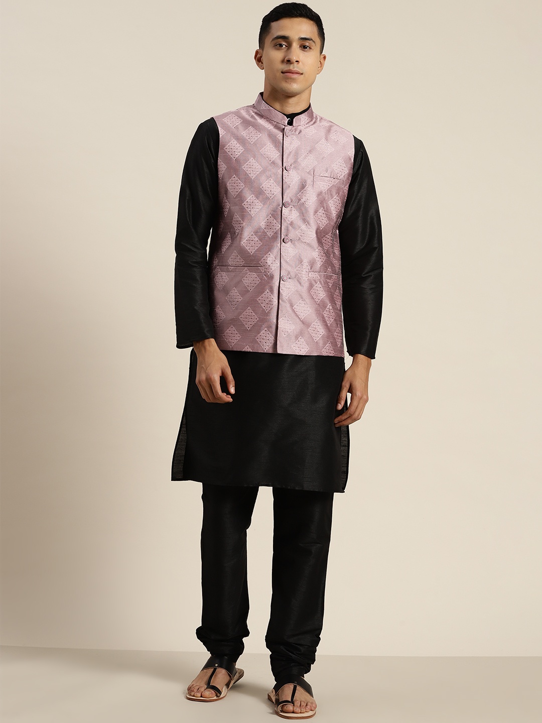 

SOJANYA Regular Kurta with Churidar, Black