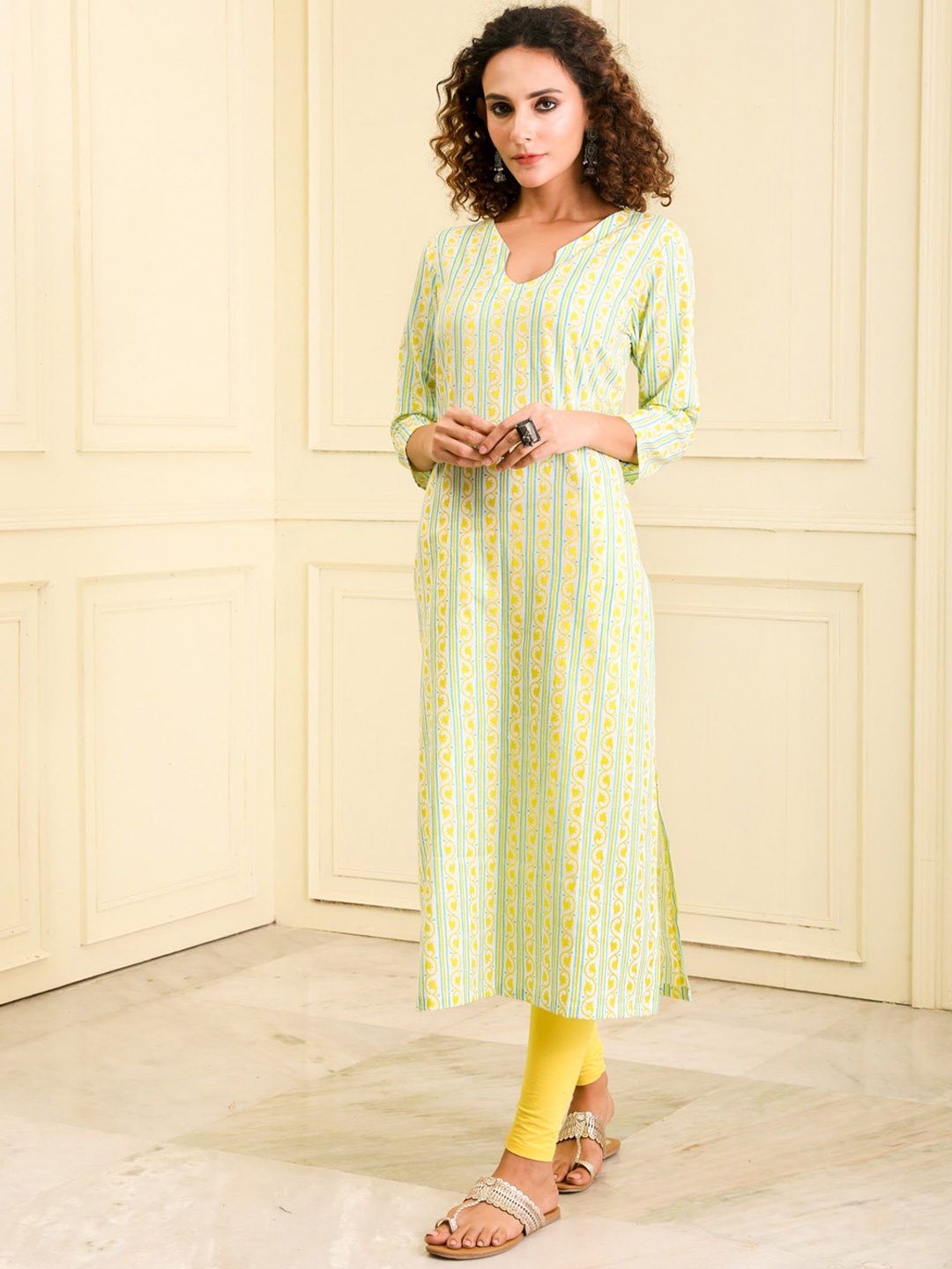 

BEATITUDE Ethnic Motifs Printed Stylised Neck Organic Cotton Kurta, Green