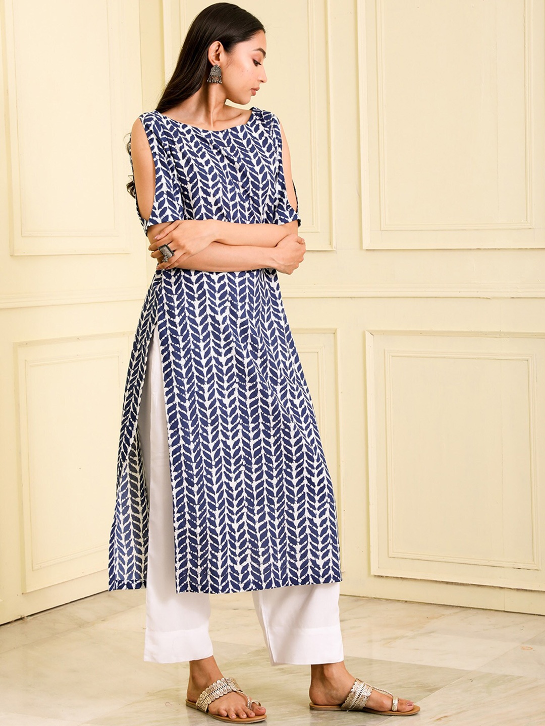 

BEATITUDE Ethnic Motifs Cold-Shoulder Sleeves Organic Cotton Kurta, Blue