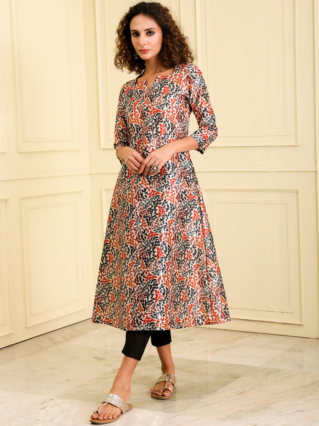 

BEATITUDE Floral Printed Stylised Neck Kurta, Orange