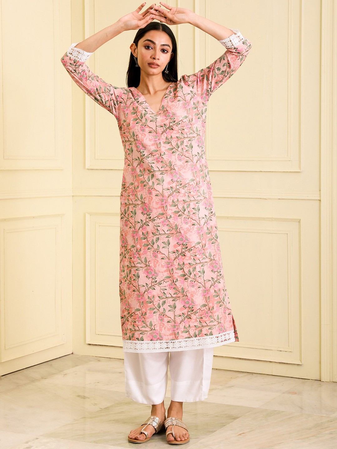 

BEATITUDE Floral Printed V-Neck Organic Cotton Kurta, Pink