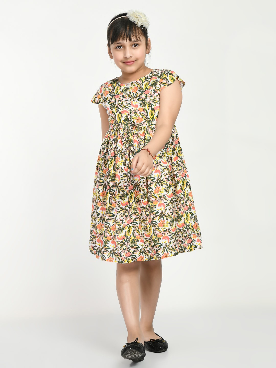 

Bella Moda Girls Floral Printed Pure Cotton Fit & Flare Dress, Green