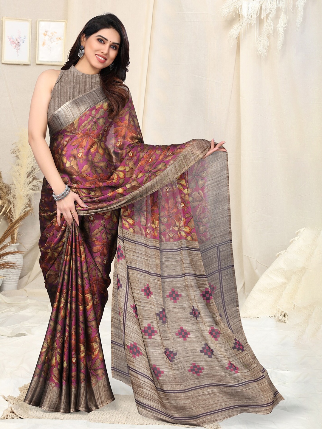 

KALINI Floral Printed Poly Chiffon Saree, Pink