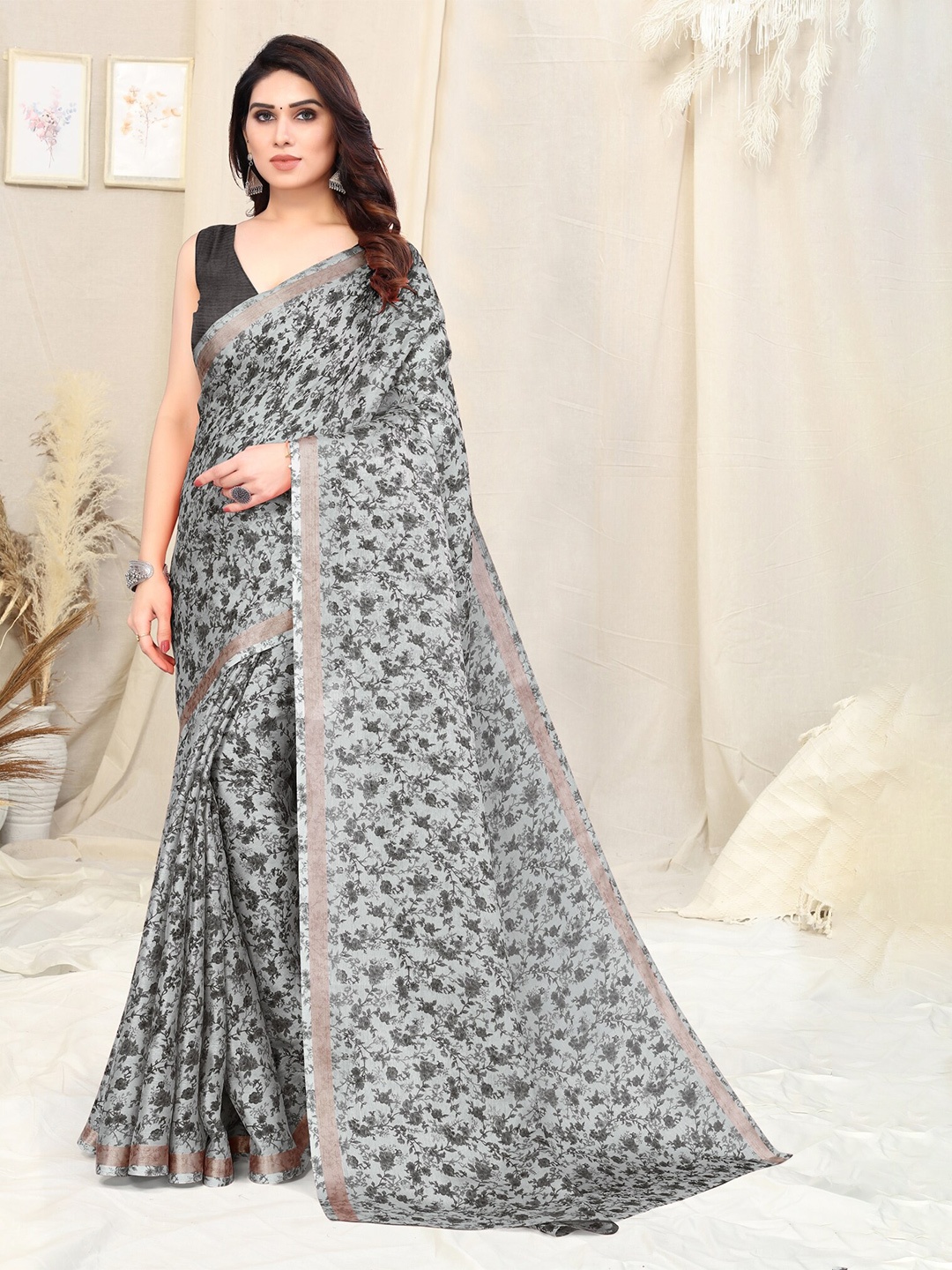 

KALINI Floral Printed Zari Saree, Grey