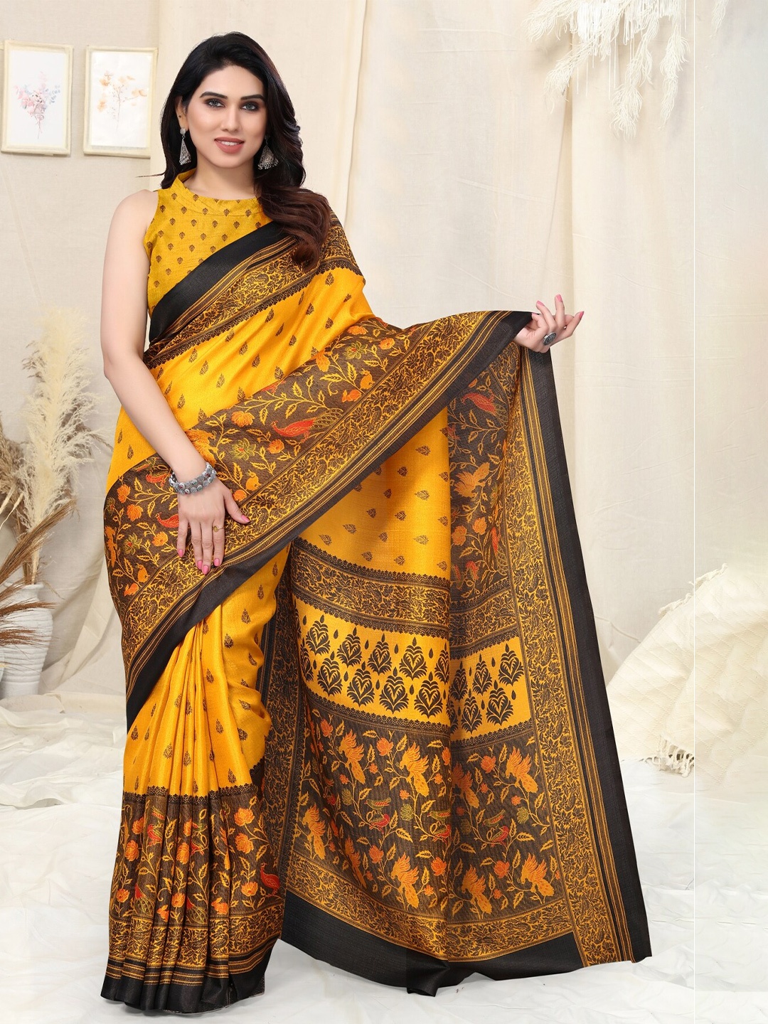 

KALINI Ethnic Motif Printed Saree, Mustard