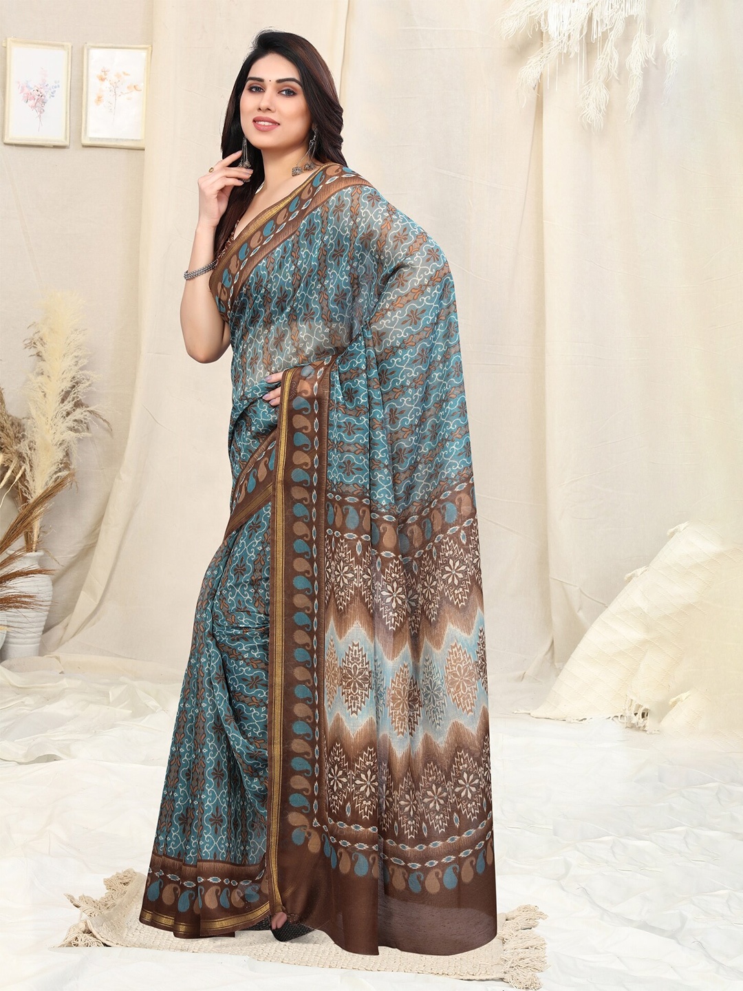 

KALINI Floral Printed Zari Saree, Turquoise blue