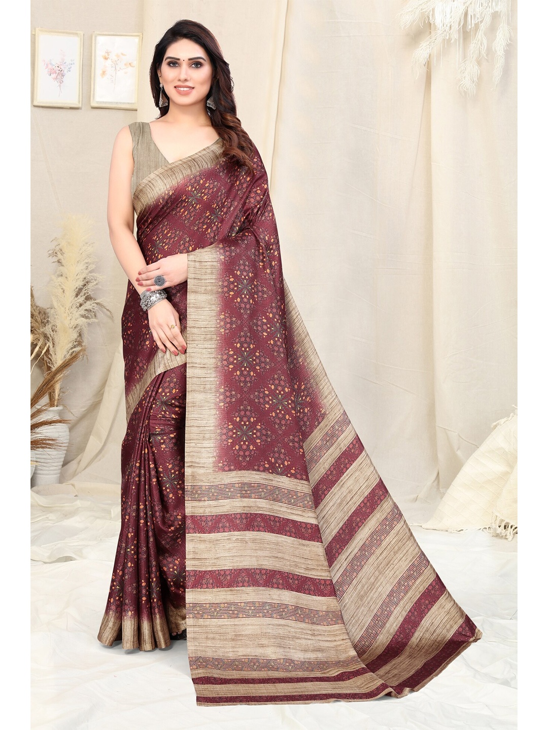 

KALINI Floral Printed Art Silk Saree With Blouse Piece, Maroon
