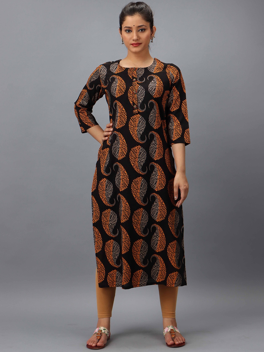 

Pankvi Paisley Printed Straight Kurta, Black