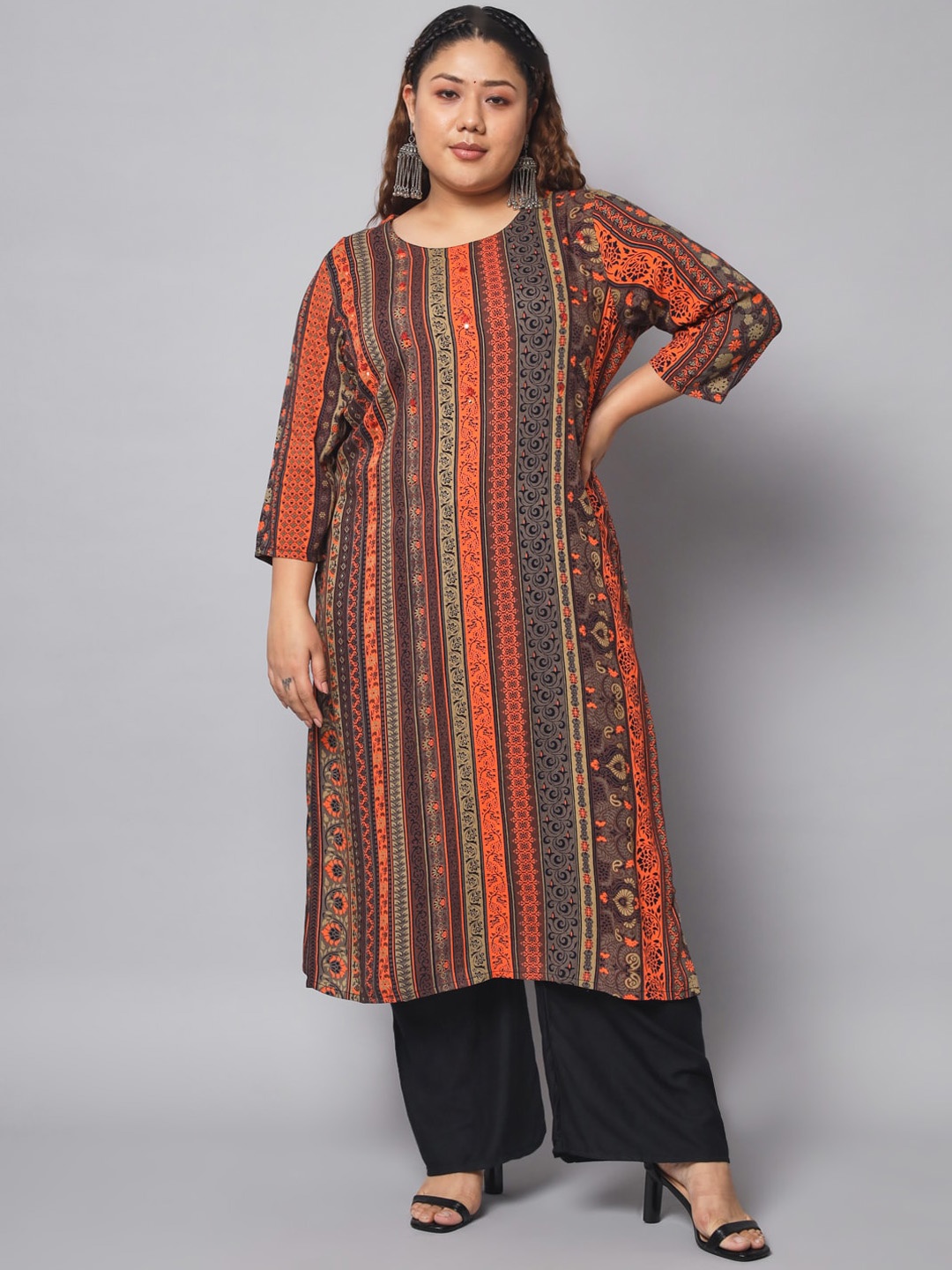 

Pankvi Plus Size Ethnic Motifs Printed Kurta, Orange