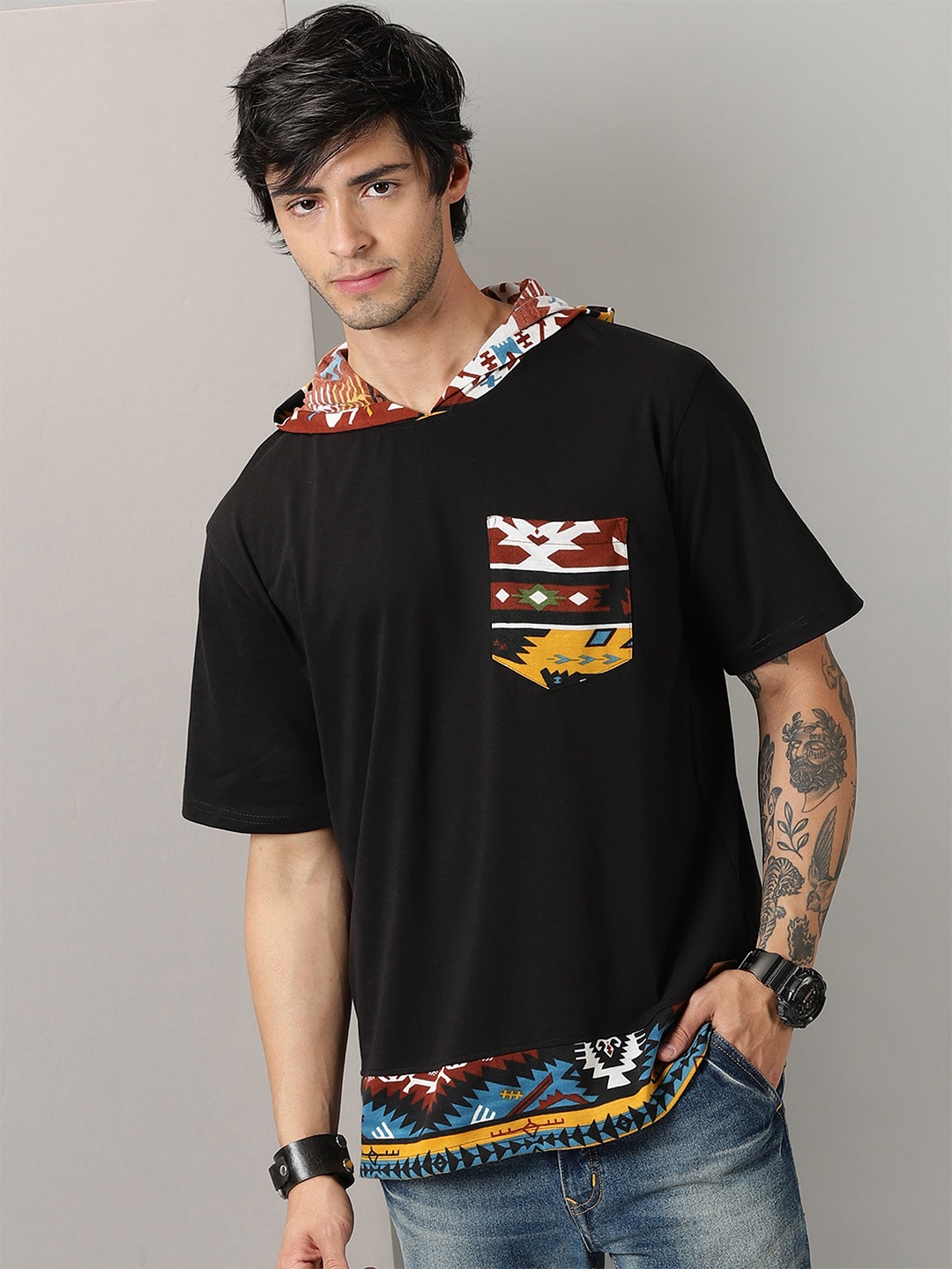 

Rodzen Pure Cotton Pockets Loose T-shirt With Hood, Black