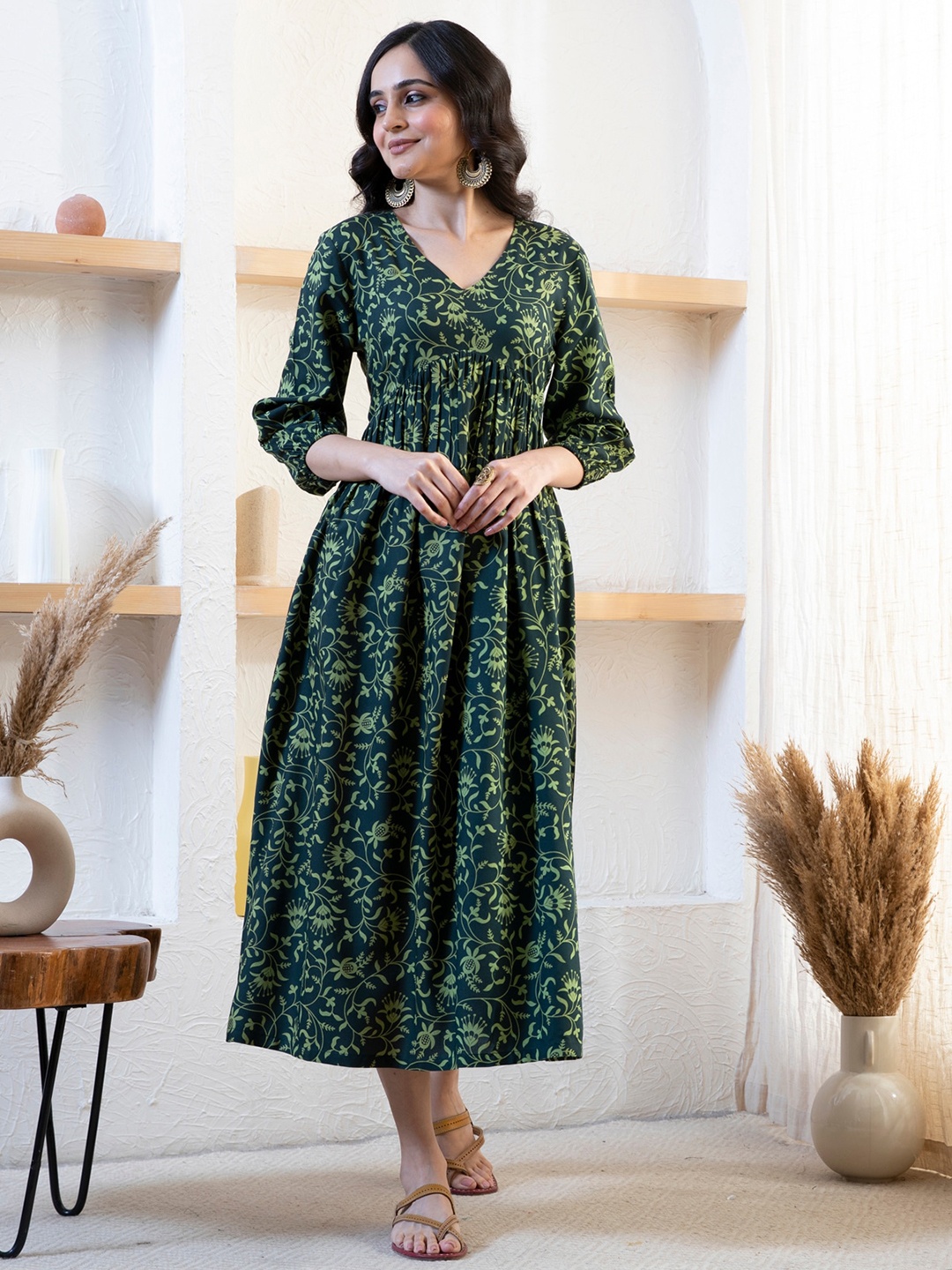

Rustorange Floral Printed Fit & Flare Midi Ethnic Dress, Green
