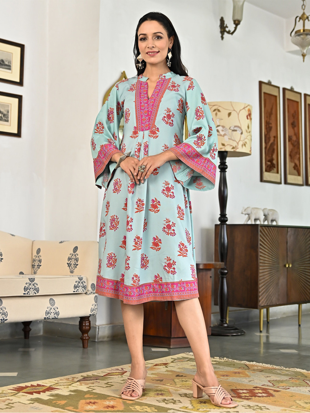 

Rustorange Floral Print A-Line Ethnic Dress, Blue