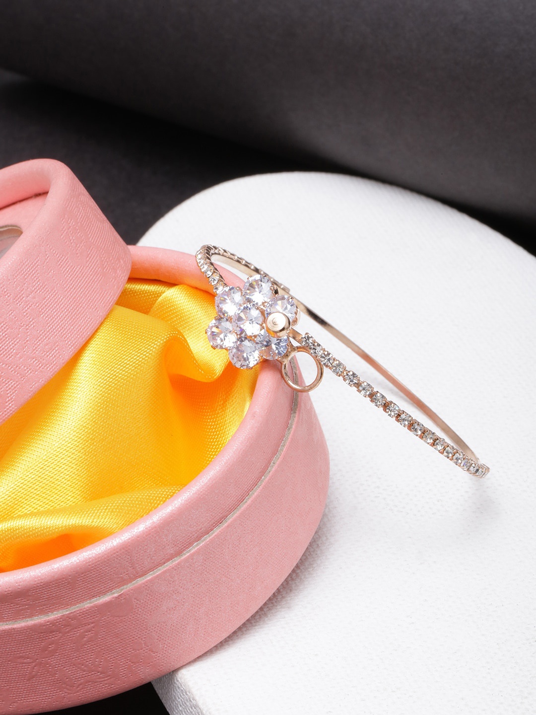 

DressBerry Women Gold-Plated Kada Bracelet