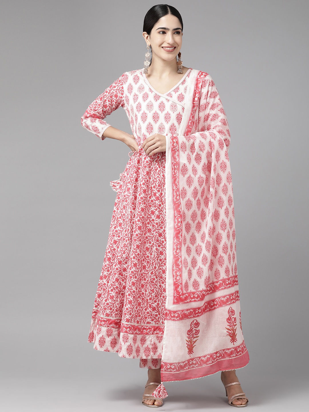 

Cayman Ethnic Motifs Printed Angrakha Gotta Patti Cotton Kurta with Palazzos & Dupatta, Pink