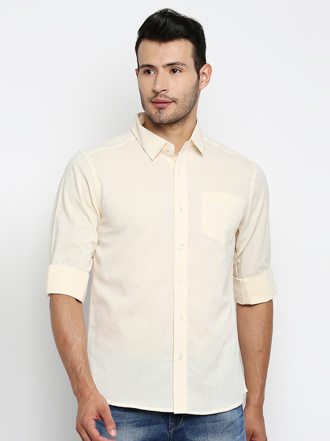 

MOD ECRU Spread Collar Slim Fit Chambray Cotton Casual Shirt, Yellow