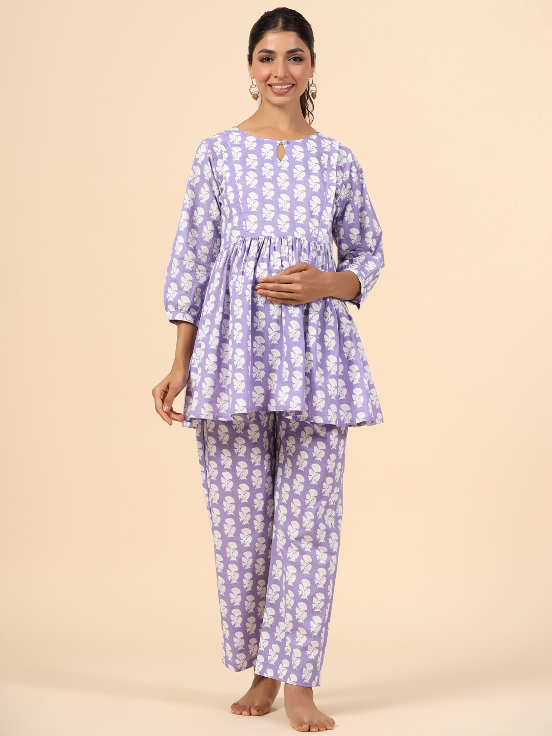 

Ikk Kudi by Seerat Women Pure Cotton Printed Maternity & Nursing Pyjama Set, Lavender