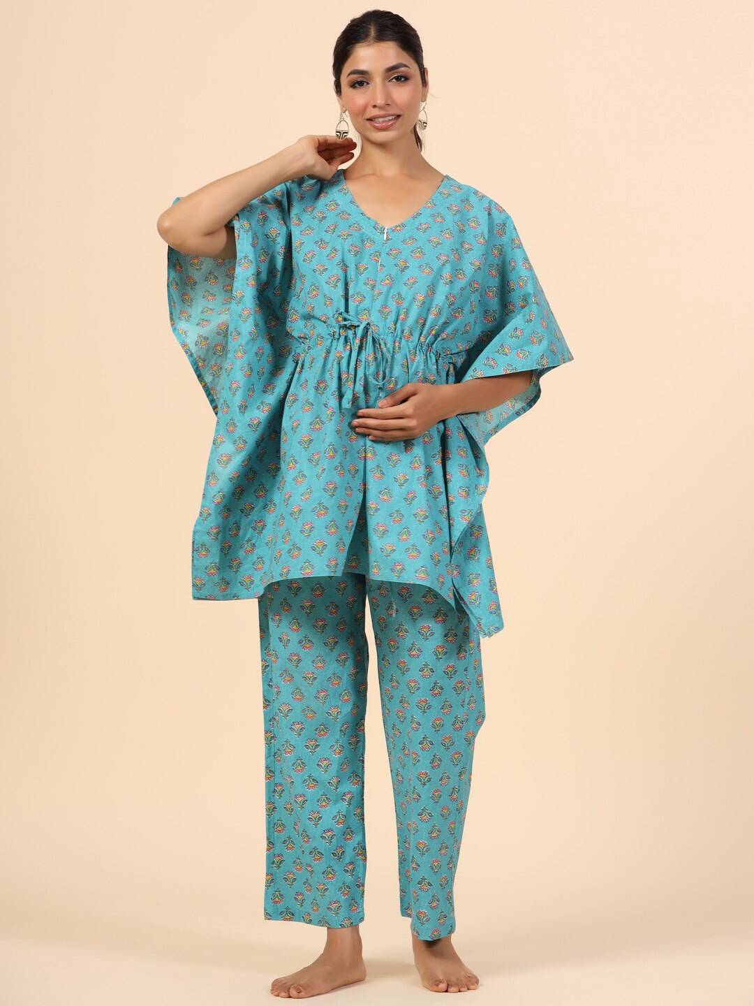 

Ikk Kudi by Seerat Maternity Printed Night suit, Blue