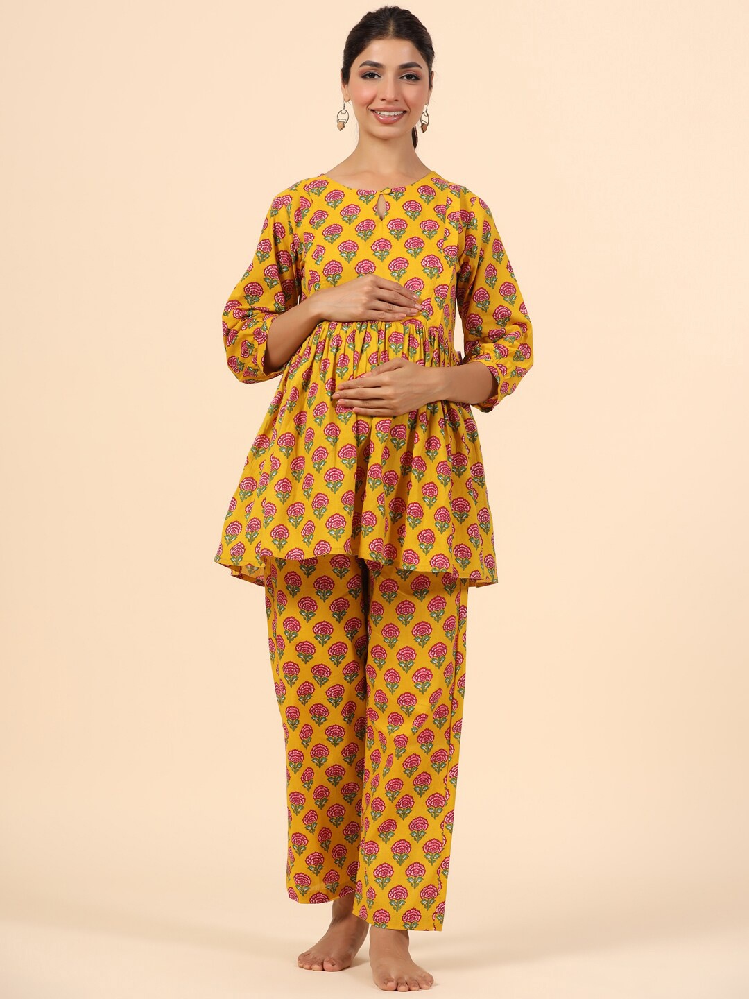 

Ikk Kudi by Seerat Women Pure Cotton Printed Maternity & Nursing Pyjama Set, Mustard