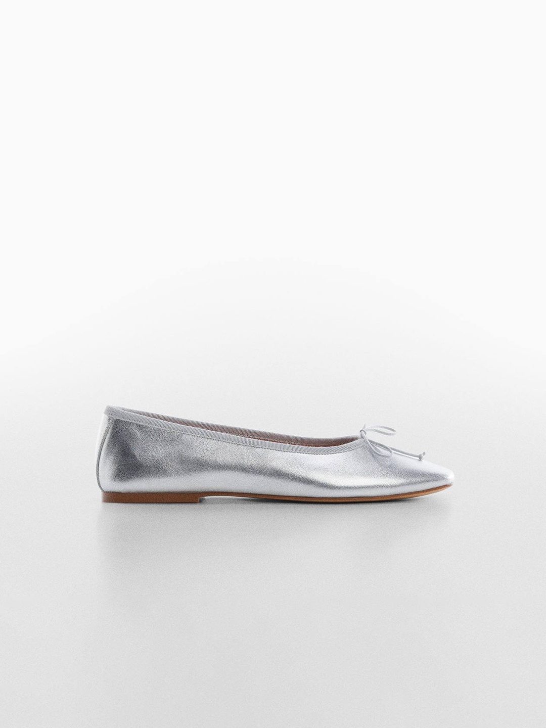 

MANGO Women Leather Sustainable Ballerinas, Silver