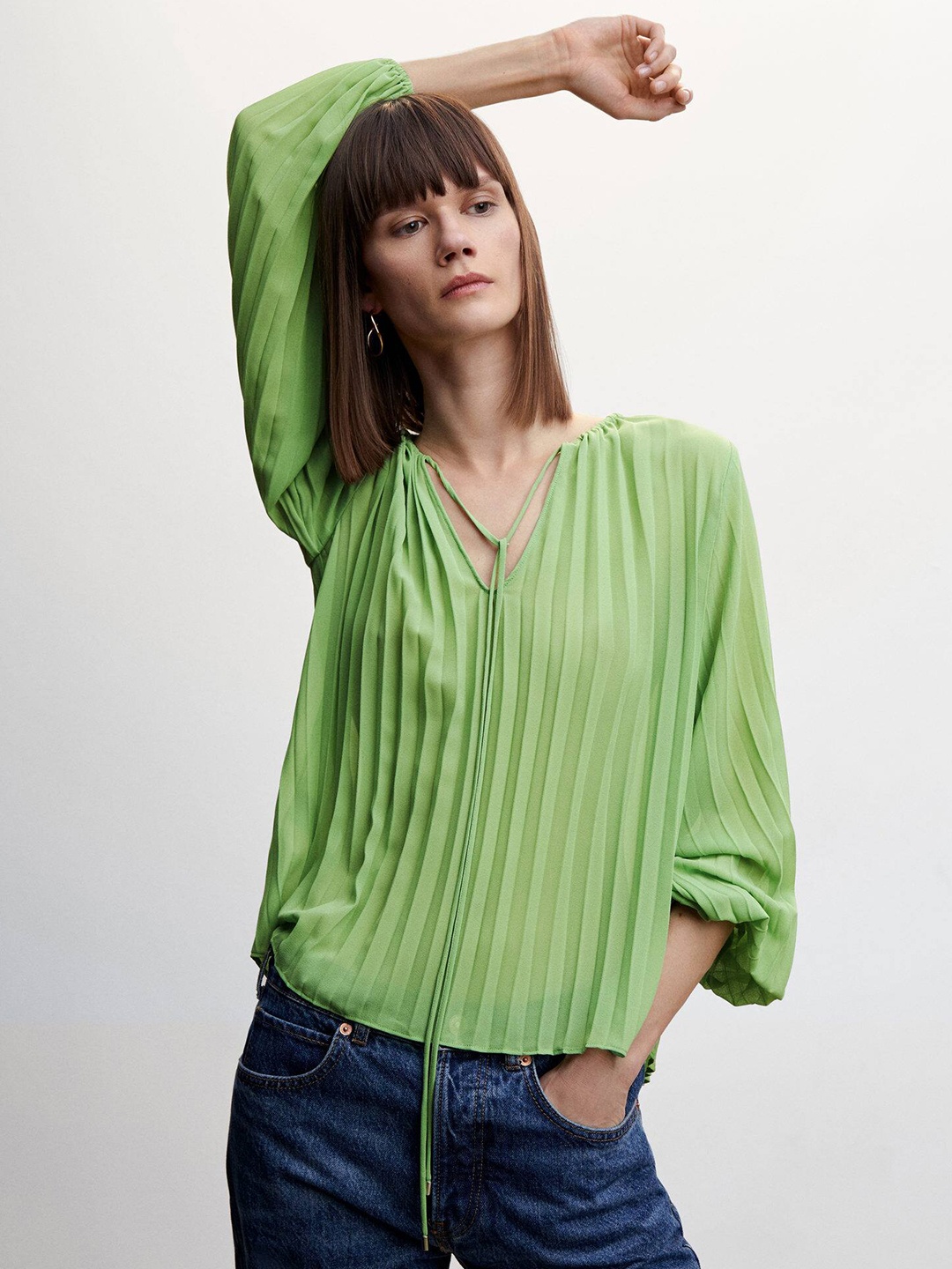 

MANGO Accordion Pleats Tie-Up Neck Top, Green