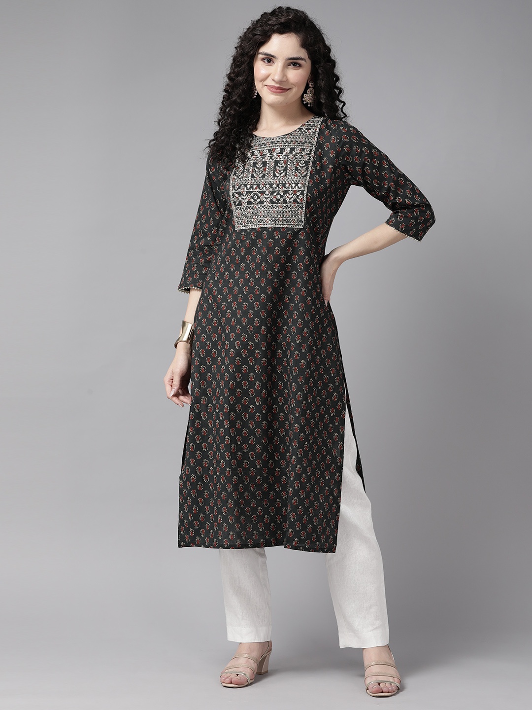 

Cayman Floral Printed Thread Work Kurta, Olive