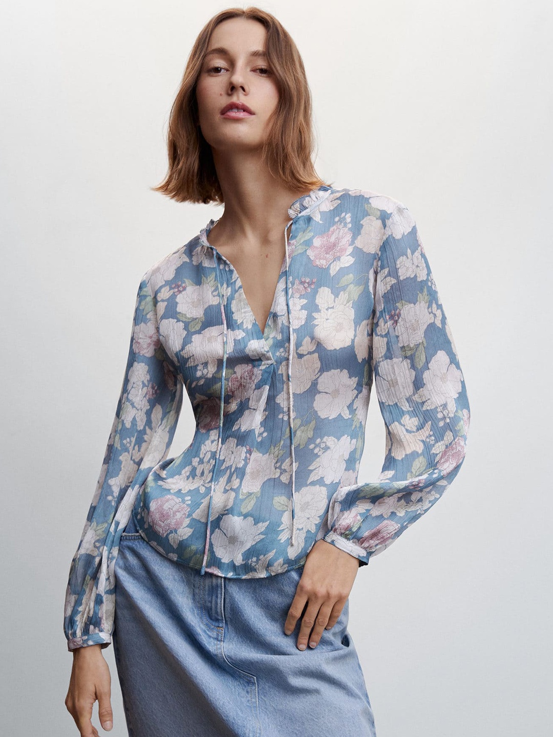 

MANGO Floral Print Tie-Up Neck Puff Sleeve Top, Blue