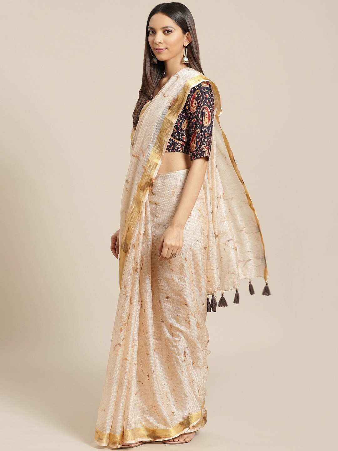 

Geroo Jaipur Tie and Dye Zari Art Silk Kota Saree With Tassel, Beige