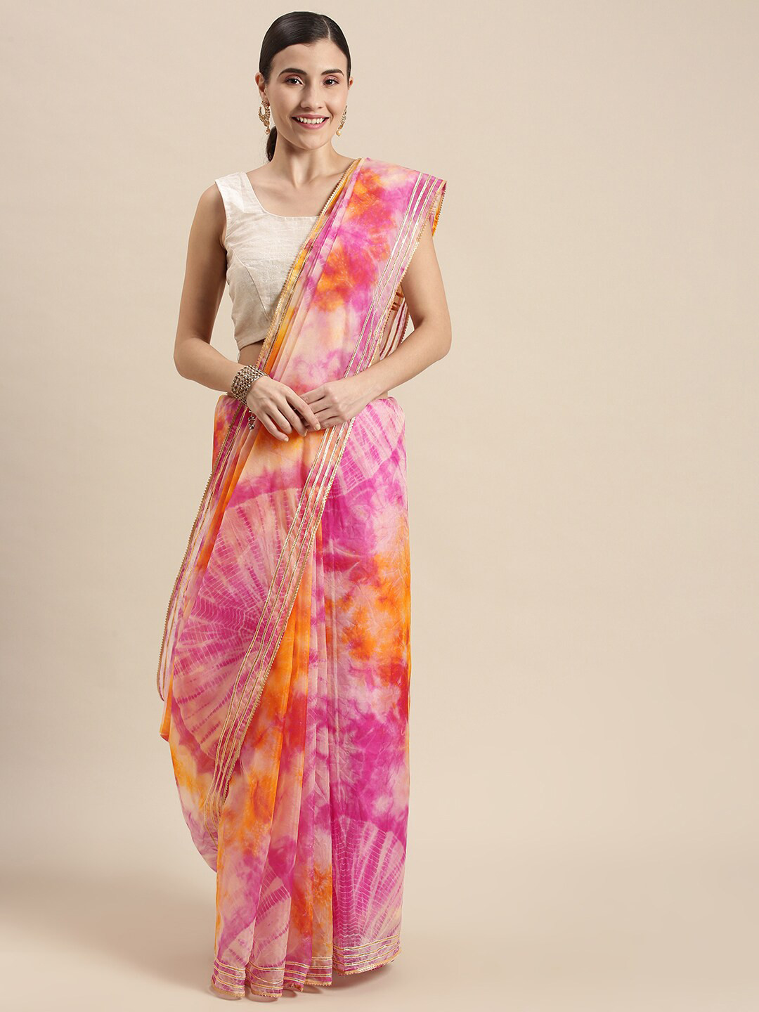 

Geroo Jaipur Tie and Dye Gotta Patti Organza Saree, Pink