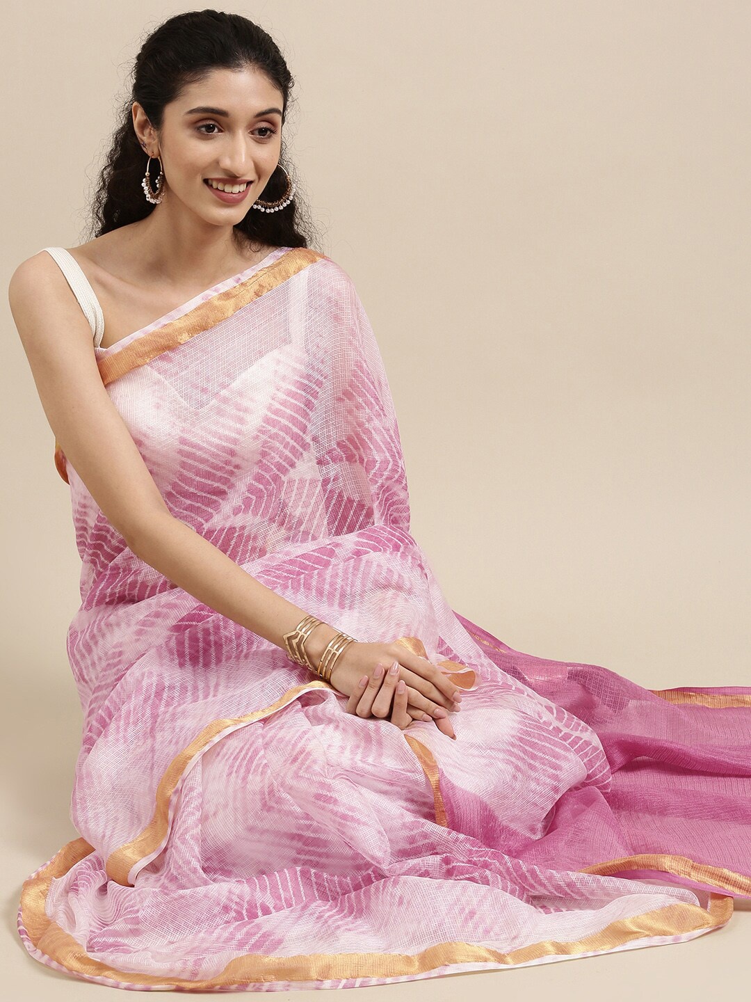 

Geroo Jaipur Bandhani Zari Kota Saree, Peach