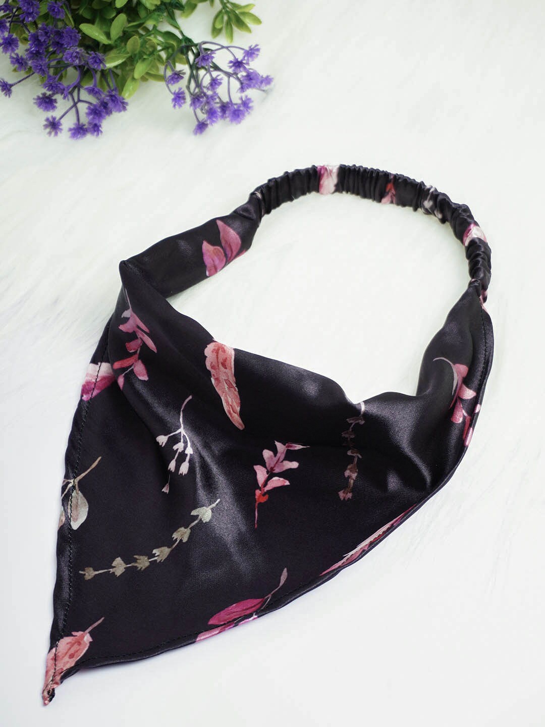 

Ferosh Women Floral Printed Hairband, Black
