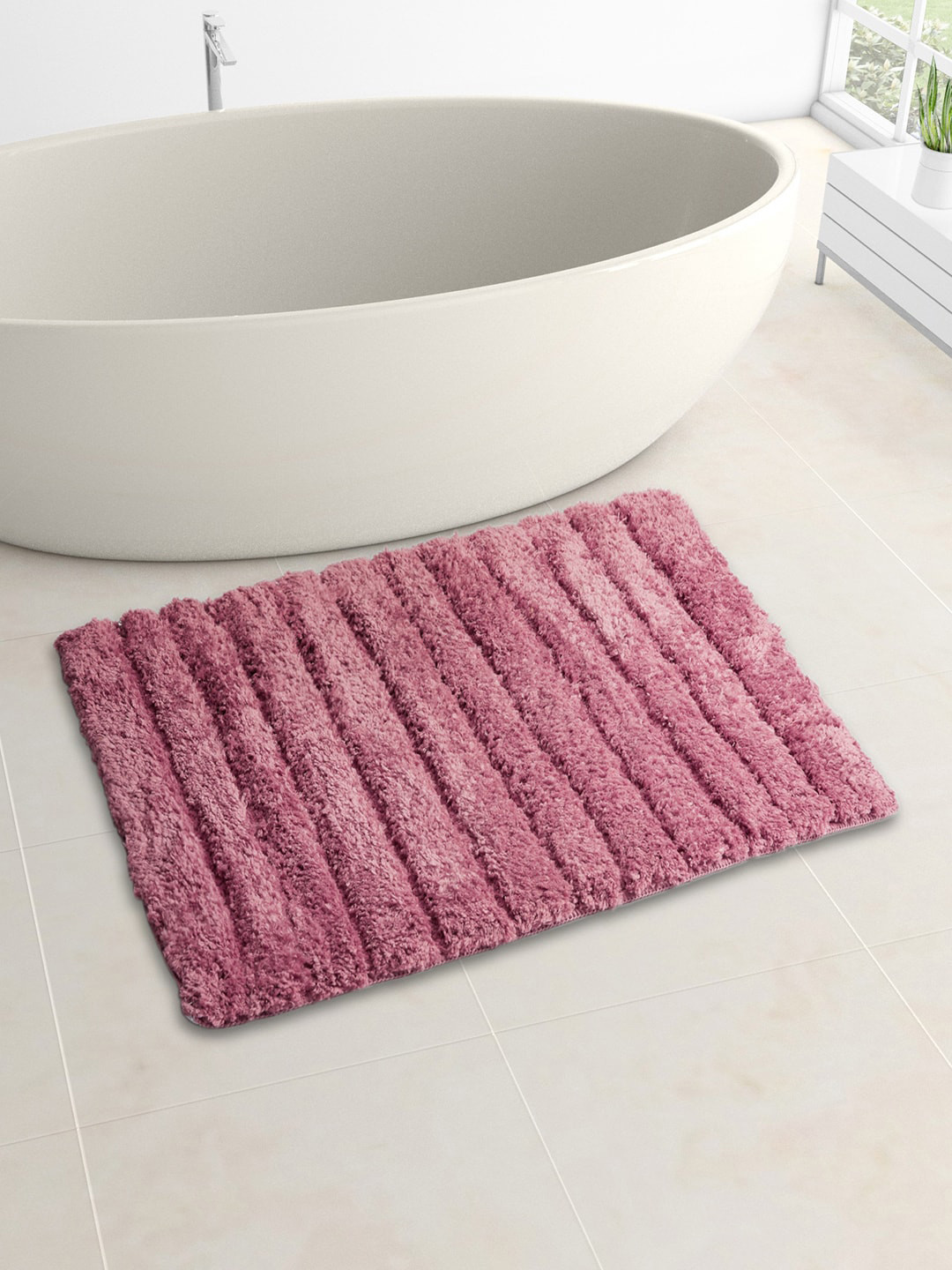 

Living scapes by Pantaloons Burgundy Self-Design 1600 GSM Bath Rug