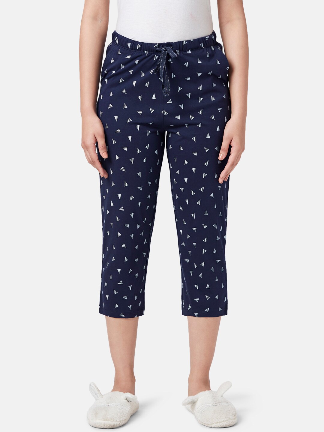 

Dreamz by Pantaloons Women Printed Cotton Capris, Navy blue