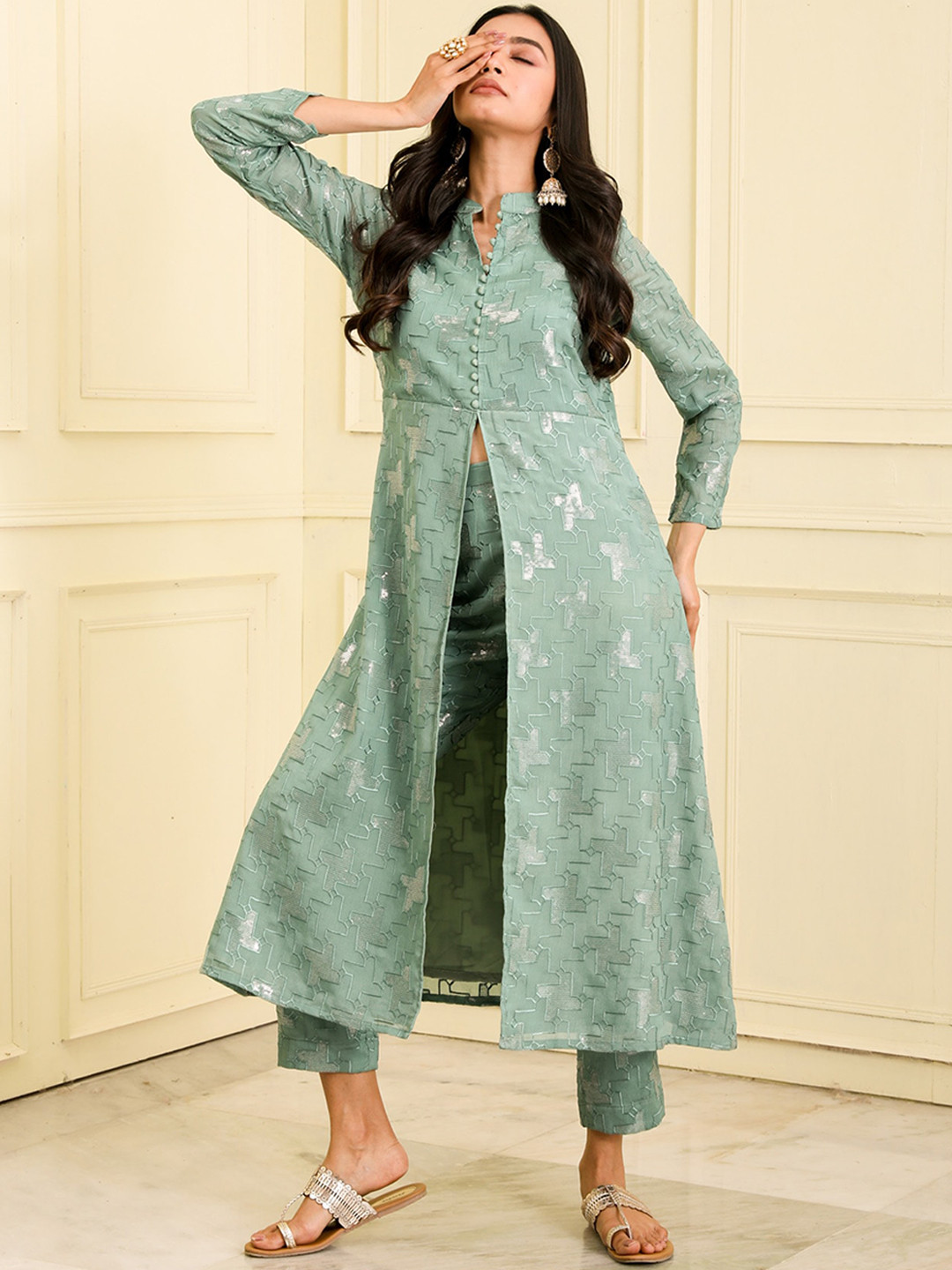

BEATITUDE Geometric Embroidered High Slit Sequinned Georgette Kurta with Trousers, Green