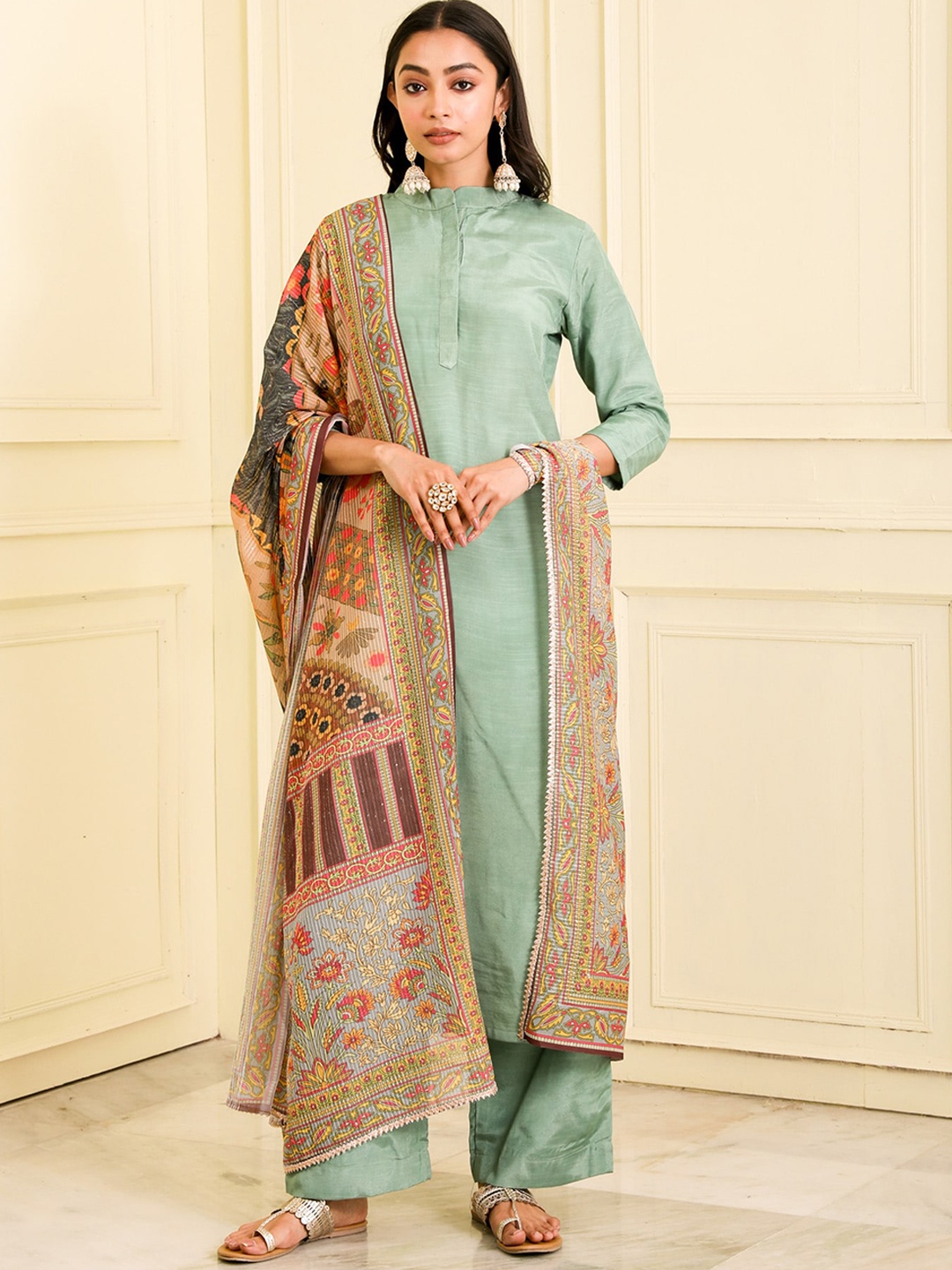 

BEATITUDE Mandarin Collar Kurta with Palazzos & Dupatta, Green